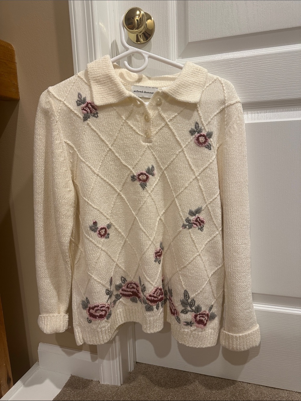 Alfred Dunner Cream V-Neck Polo Sweater with Rose Embroidery